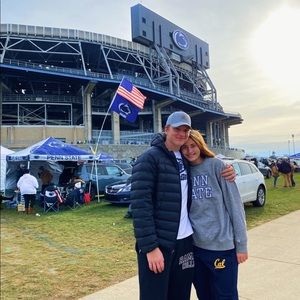 Meet your Posher, Charlotte